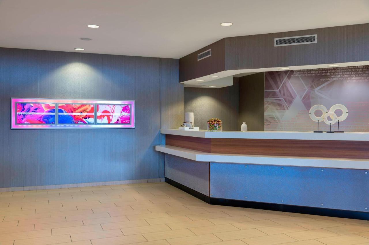 Springhill Suites Grand Rapids North Walker Exteriör bild