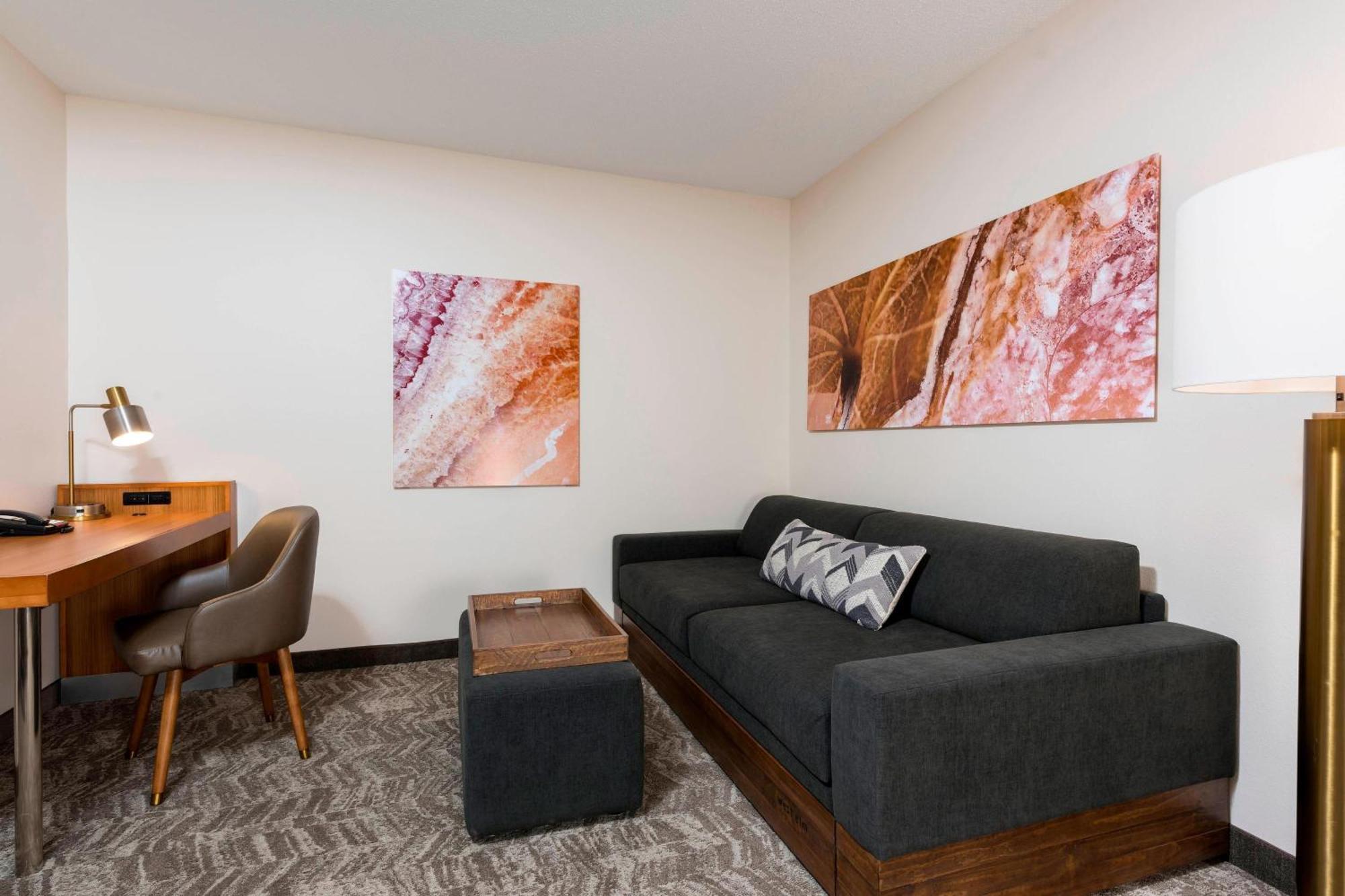 Springhill Suites Grand Rapids North Walker Exteriör bild