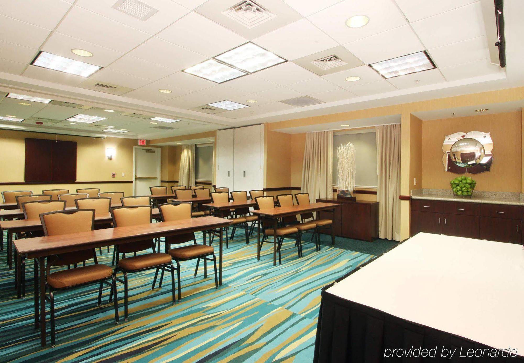 Springhill Suites Grand Rapids North Walker Exteriör bild