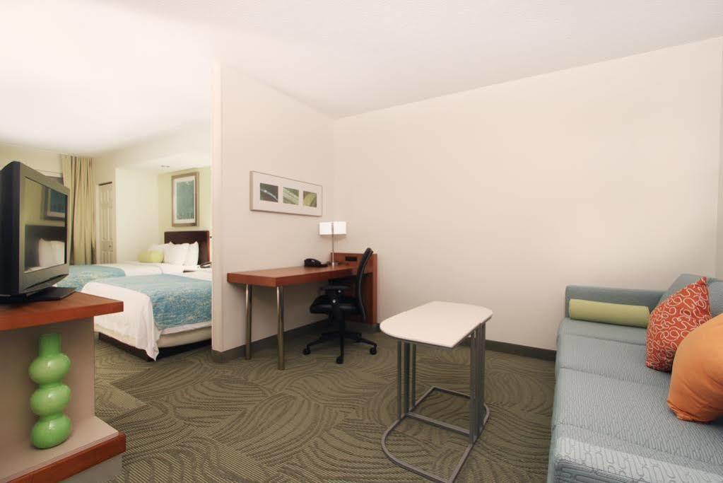 Springhill Suites Grand Rapids North Walker Exteriör bild