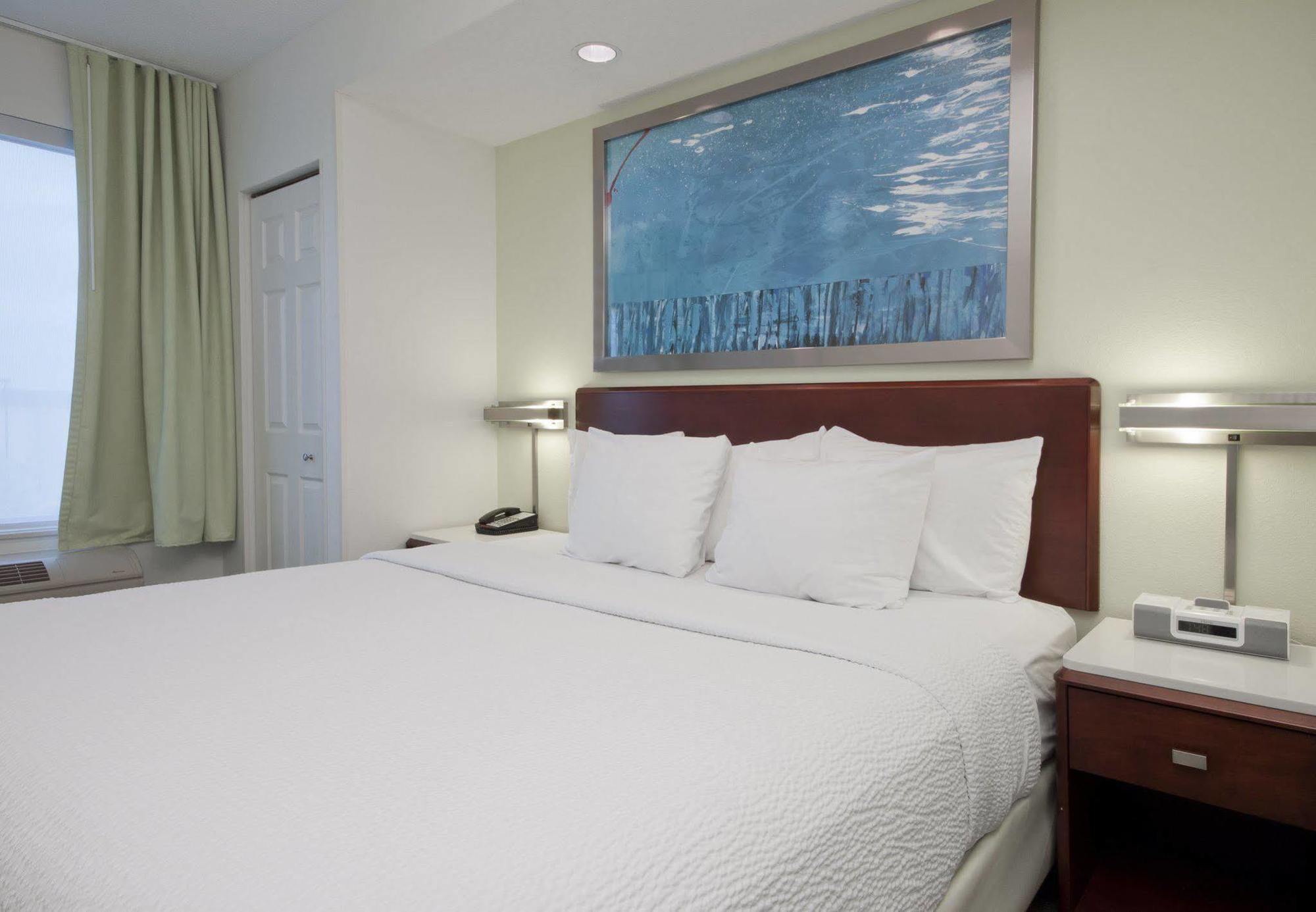 Springhill Suites Grand Rapids North Walker Exteriör bild