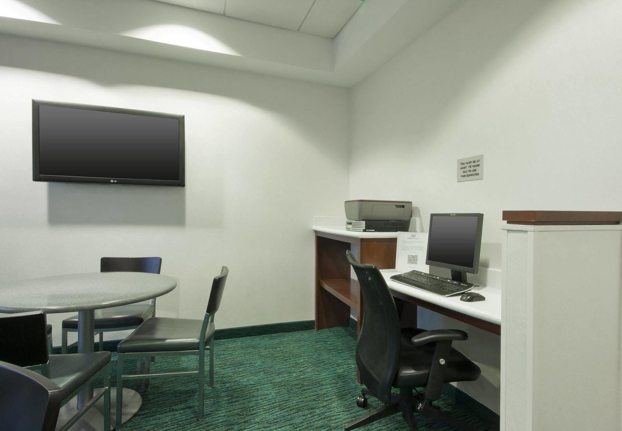 Springhill Suites Grand Rapids North Walker Exteriör bild